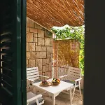 Charming With Garden * Bol
