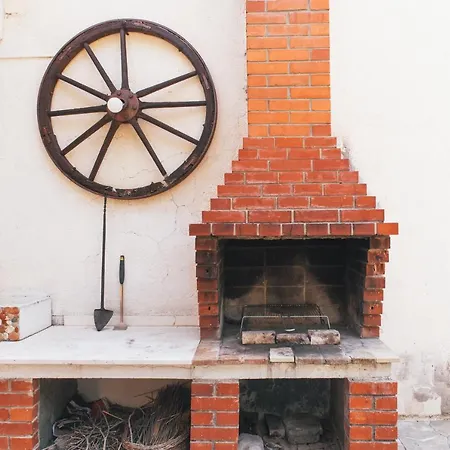 Appartamento Charming With Garden